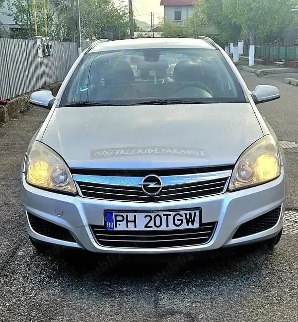 Utilizat 2008 Opel Astra Break | 2.200 EUR (Preț OK) - Imagine 1/4