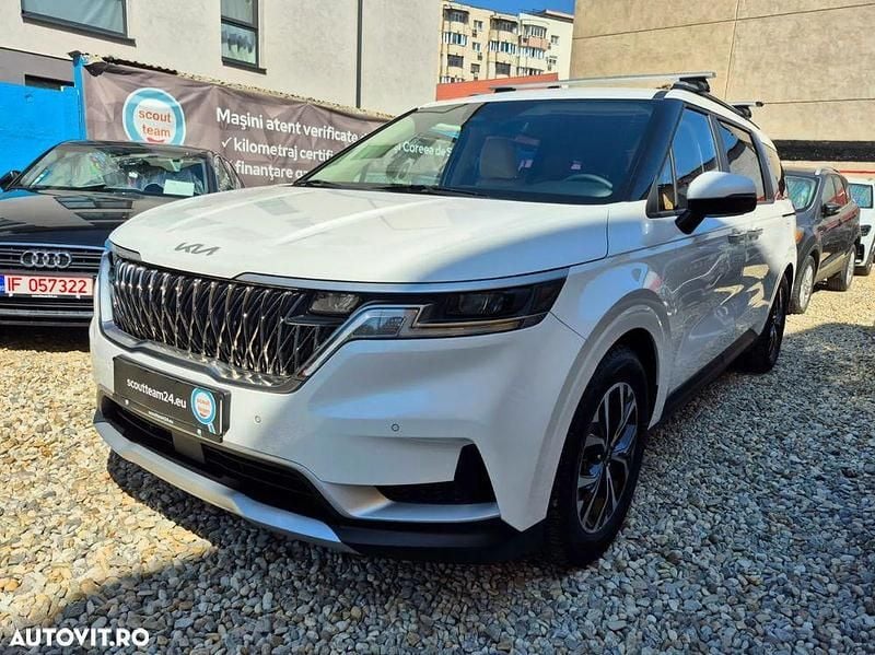 Alb Utilizat 2021 Kia Carnival Monovolum | 34.990 EUR (Preț bun) - Imagine 1/4