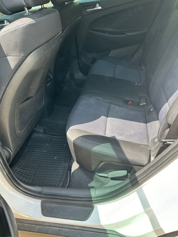 Alb Utilizat 2016 Hyundai Tucson SUV | 10.950 EUR - Imagine 1/4