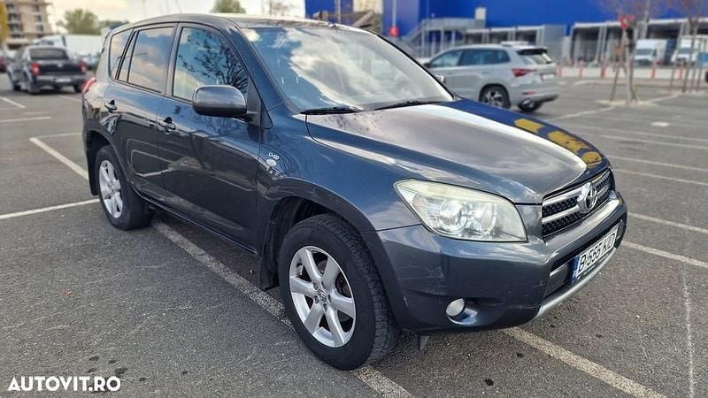 Second-hand Toyota RAV4 Luxury 136 CP (100 kW) 2008 Culoaregri SUV