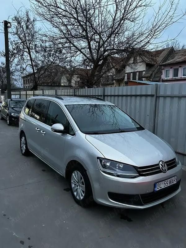 Utilizat 2013 VW Sharan Monovolum | 8.499 EUR - Imagine 1/4