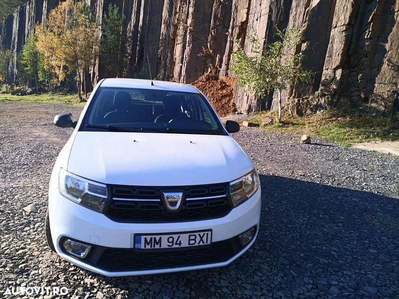 Culoarealb Utilizat 2018 Dacia Sandero Hatchback | 4.650 EUR (Preț bun) - Imagine 1/4