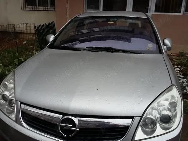 Utilizat 2006 Opel Vectra Berlinǎ | 2.700 EUR (Puțin scump) - Imagine 1/4