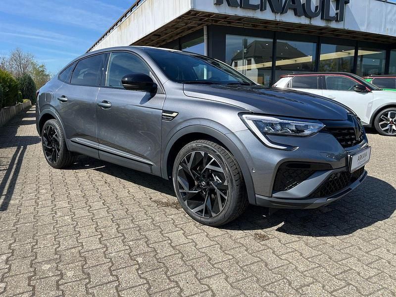 Utilizat 2024 Renault Arkana Engineered SUV | 30.684 EUR (Puțin scump) - Imagine 1/1