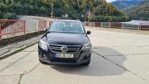 Negru Utilizat 2009 VW Tiguan Sportline SUV | 6.800 EUR (Preț OK) - Imagine 1/4