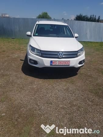 Alb Utilizat 2012 VW Tiguan SUV | 9.200 EUR (Preț OK) - Imagine 1/4
