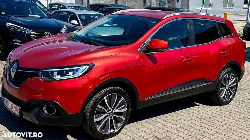Rosu Utilizat 2015 Renault Kadjar XMOD SUV | 11.999 EUR (Preț OK) - Imagine 1/4