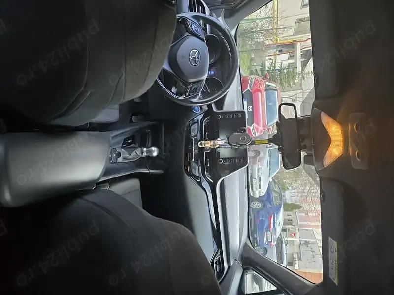 Second-hand Toyota C-HR 2021 SUV