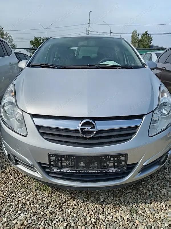 Utilizat 2010 Opel Corsa Hatchback | 3.100 EUR (Preț OK) - Imagine 1/4