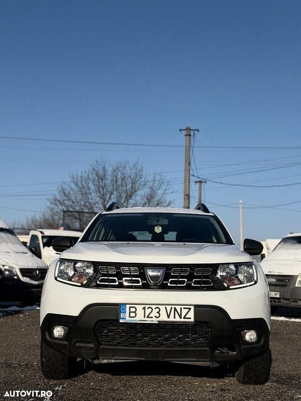 Second-hand Dacia Duster 115 CP (84 kW) 2019 Culoarealb SUV