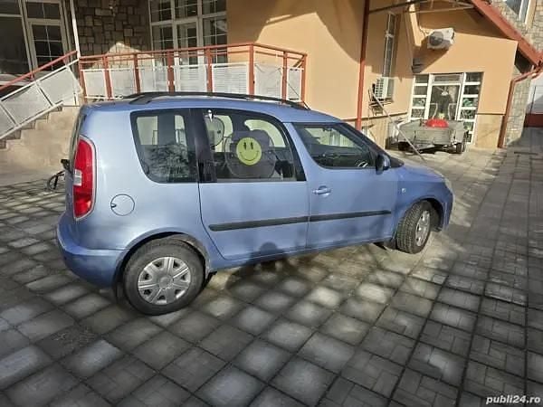 Utilizat 2008 Skoda Roomster Monovolum | 2.849 EUR - Imagine 1/4