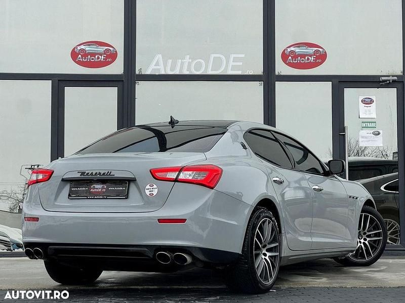 Second-hand Maserati Ghibli 275 CP (202 kW) 2016 Culoaregri Berlinǎ
