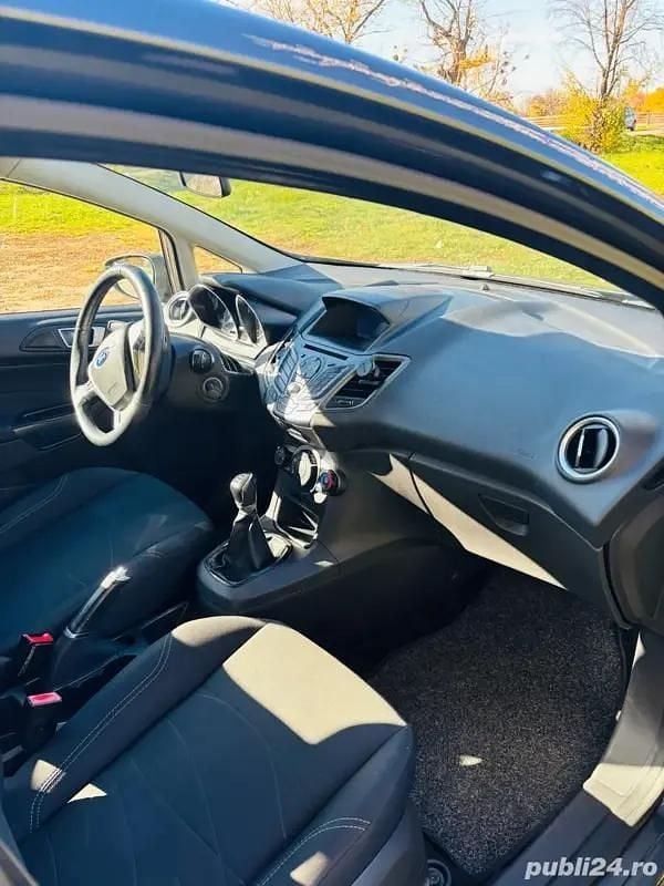 Utilizat 2016 Ford Fiesta Hatchback | 6.400 EUR (Puțin scump) - Imagine 1/4