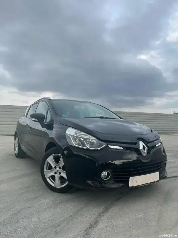 Negru Utilizat 2015 Renault Clio GrandTour Break | 5.800 EUR - Imagine 1/4