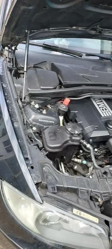 Utilizat 2008 BMW 120 Hatchback | 1.300 EUR - Imagine 1/4