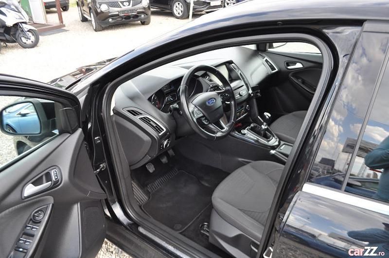 Second-hand Ford Focus Titanium 125 CP (91 kW) 2015 Negru Berlinǎ