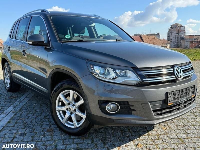 Culoaregri Utilizat 2014 VW Tiguan Life SUV | 9.999 EUR (Super Preț) - Imagine 1/4