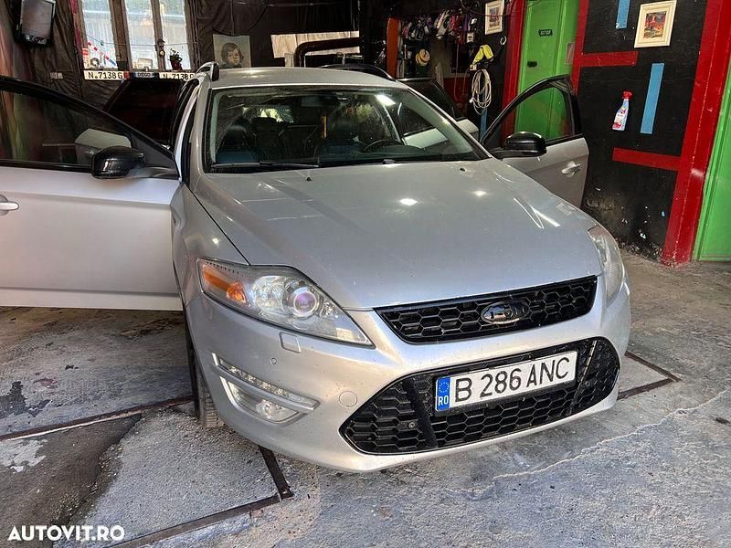 Second-hand Ford Mondeo 163 CP (119 kW) 2011 Culoareargint Break