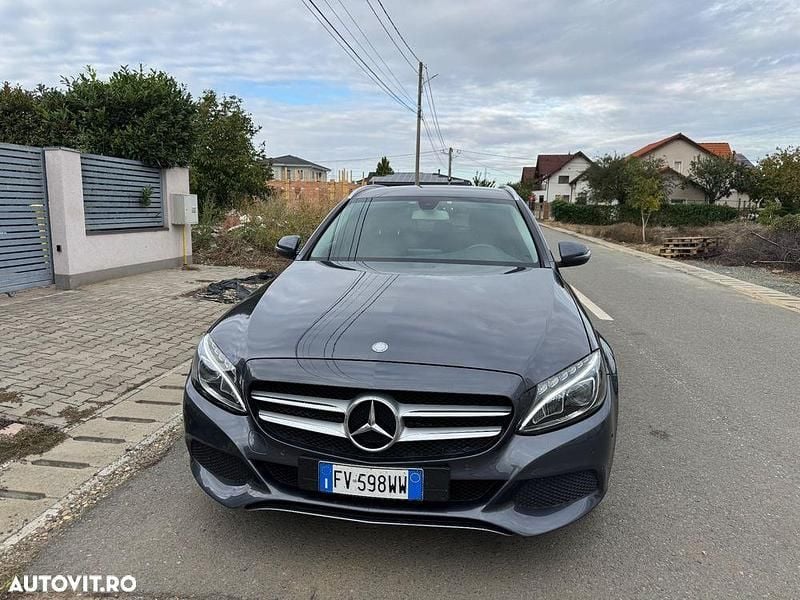 Culoaregri Utilizat 2016 Mercedes C220 Avantgarde Break | 11.998 EUR (Super Preț) - Imagine 1/4