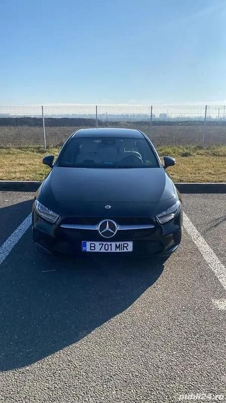 Utilizat 2018 Mercedes A180 Hatchback | 16.000 EUR (Puțin scump) - Imagine 1/4