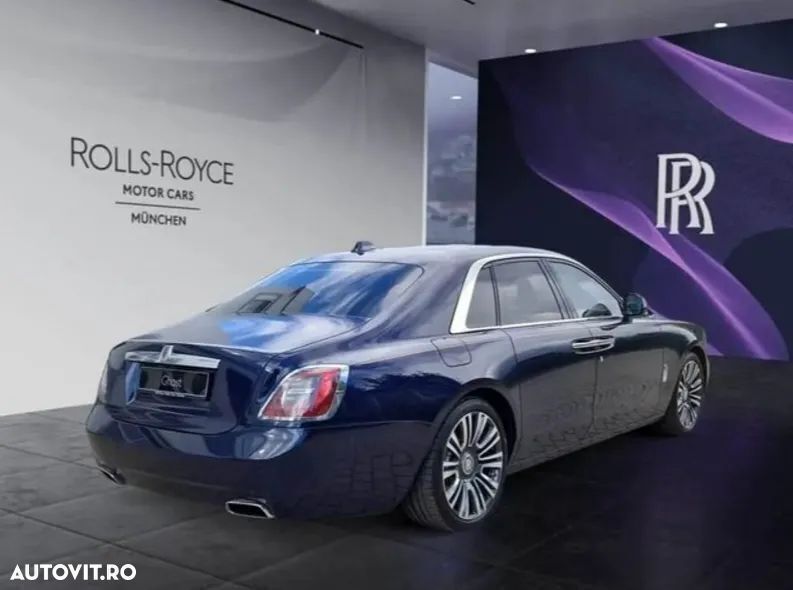 Second-hand Rolls Royce Ghost 571 CP (419 kW) 2022 Albastru Berlinǎ