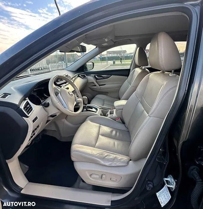 Second-hand Nissan X-Trail Tekna 130 CP (95 kW) 2014 Culoareverde SUV