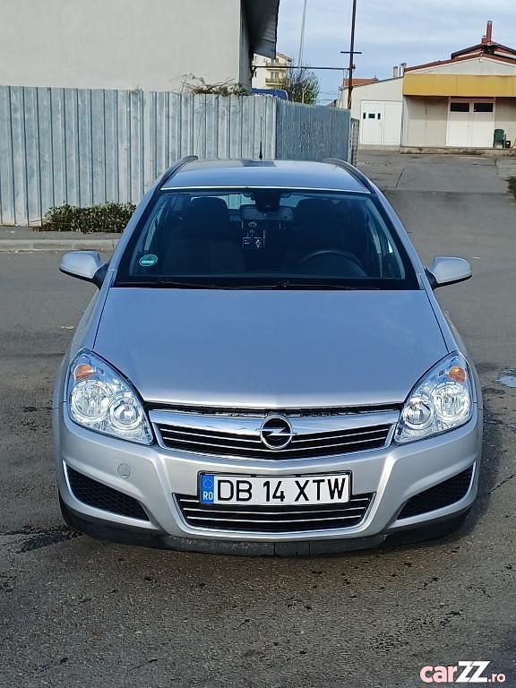 Utilizat 2009 Opel Astra Break | 2.650 EUR (Puțin scump) - Imagine 1/4
