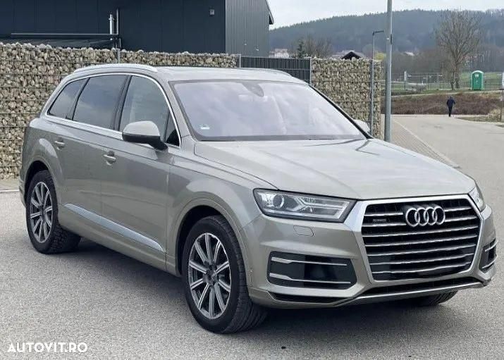 Bej Utilizat 2016 Audi Q7 Business SUV | 22.300 EUR (Preț bun) - Imagine 1/4