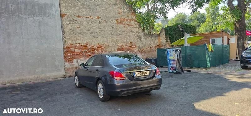 Culoaregri Utilizat 2014 Mercedes C220 Berlinǎ | 12.499 EUR (Preț OK) - Imagine 1/4