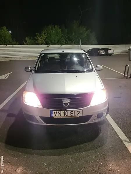 Utilizat 2010 Dacia Logan Berlinǎ | 1.350 EUR (Super Preț) - Imagine 1/4