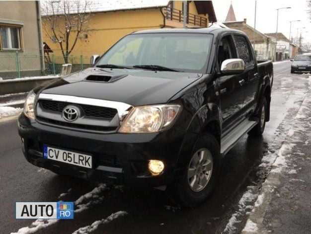Second-hand Toyota HiLux 177 CP (130 kW) 2009 Negru Pickup