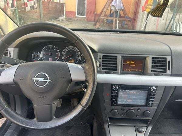 Utilizat 2005 Opel Vectra Hatchback | 1.800 EUR (Preț OK) - Imagine 1/4