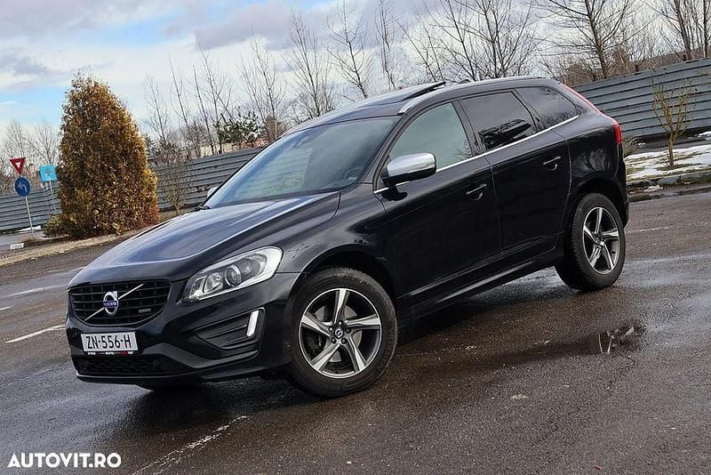 Second-hand Volvo XC60 Summum 181 CP (133 kW) 2016 Culoarenegru SUV