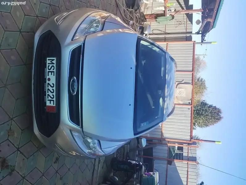 Second-hand Ford Mondeo 163 CP (119 kW) 2012 Hatchback
