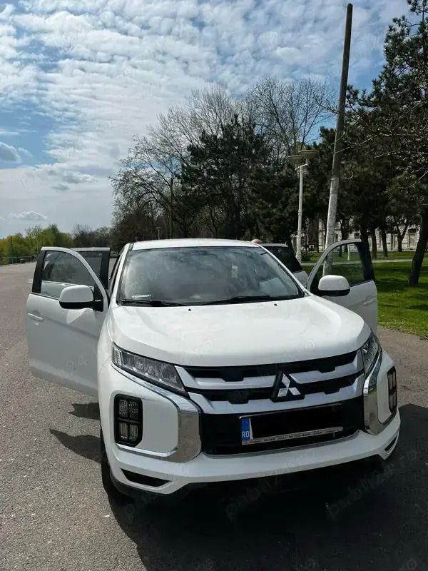 Alb Utilizat 2020 Mitsubishi ASX Invite SUV | 16.999 EUR - Imagine 1/4