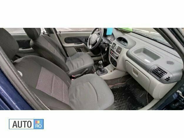 Second-hand Renault Symbol 75 CP (55 kW) 2005 Albastru Berlinǎ