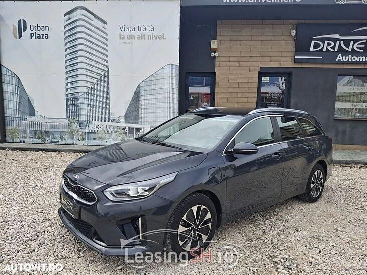 Gri Utilizat 2021 Kia Ceed Sportswagon Vision Break | 22.015 EUR - Imagine 1/4