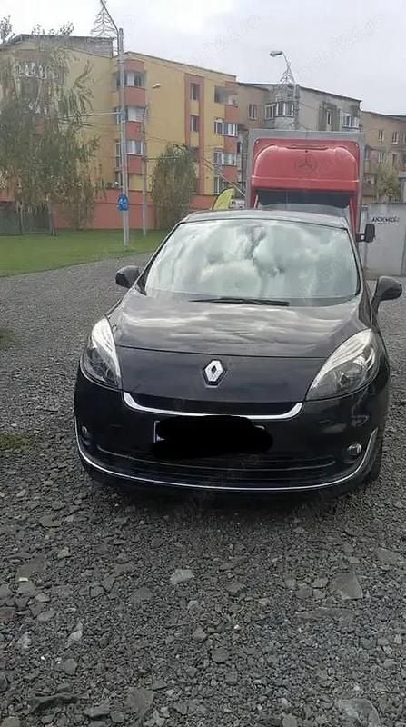 Second-hand Renault Scénic III 110 CP (80 kW) 2013 Monovolum