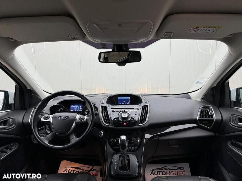 Second-hand Ford Kuga Titanium 180 CP (132 kW) 2015 Culoarealb SUV