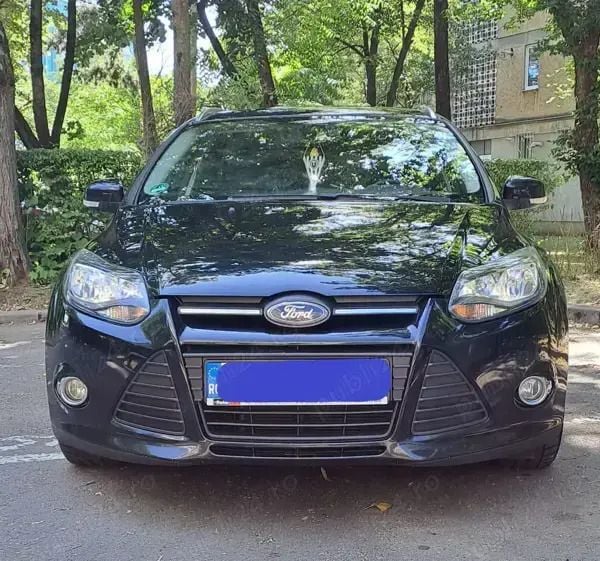 Negru Utilizat 2012 Ford Focus Titanium Berlinǎ | 4.100 EUR (Preț OK) - Imagine 1/4