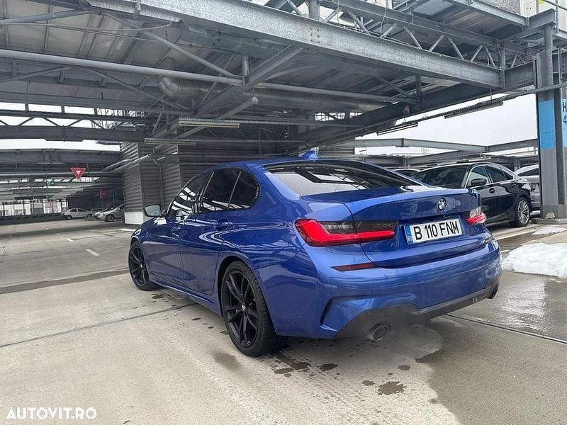 Second-hand BMW 320 Shadowline 190 CP (139 kW) 2021 Culoarealbastru Berlinǎ