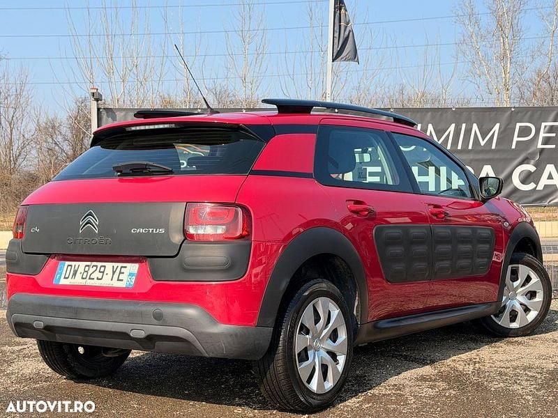 Second-hand Citroën C4 Shine 110 CP (80 kW) 2016 Culoarerosu SUV