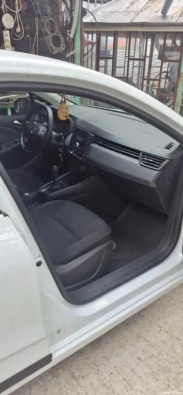 Second-hand Renault Clio V 100 CP (73 kW) 2021 Hatchback