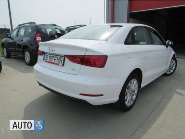 Second-hand Audi A3 110 CP (80 kW) 2016 Alb Berlinǎ