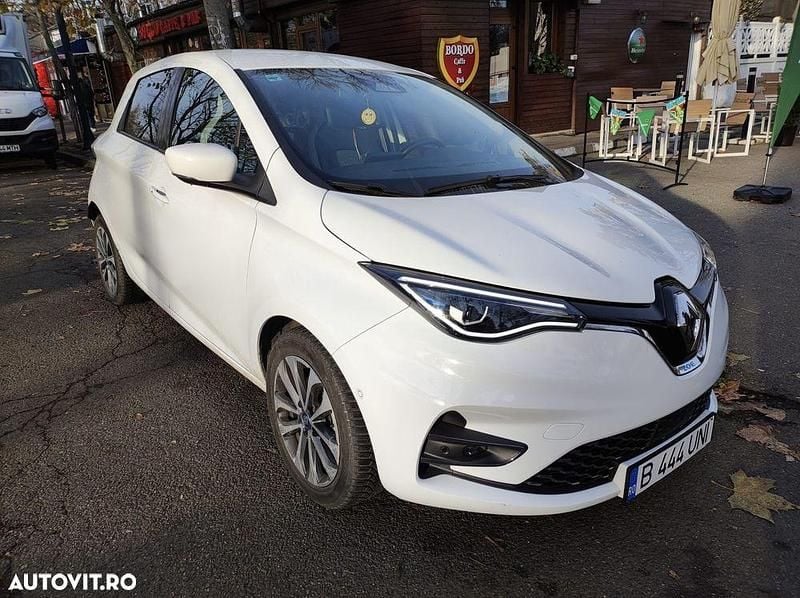 Second-hand Renault Zoe Intens 99 kW (135 CP) 2020 Culoarealb Hatchback
