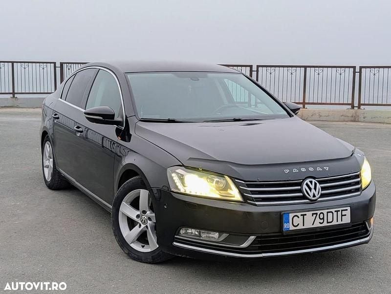 Second-hand VW Passat Highline 170 CP (125 kW) 2011 Culoarenegru Berlinǎ