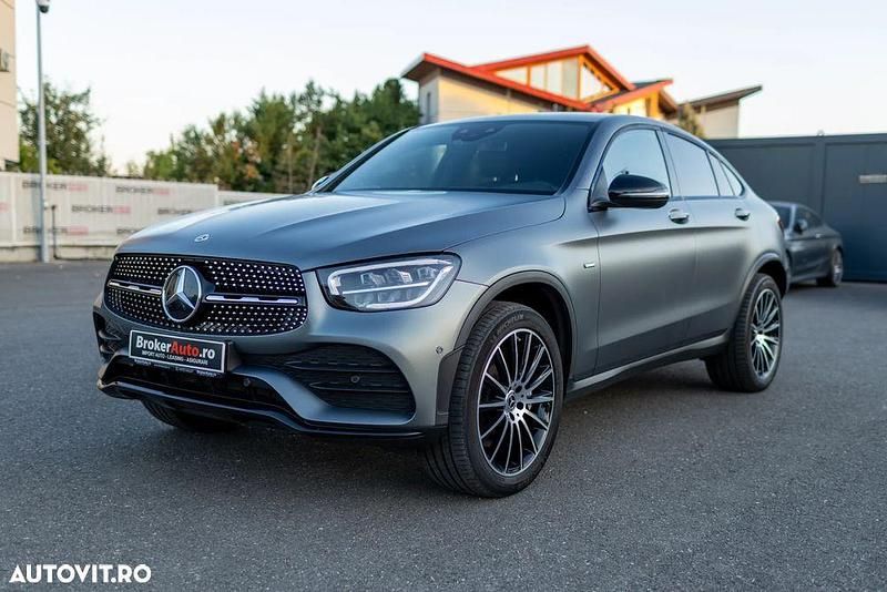 Culoaregri Utilizat 2021 Mercedes GLC300 Coupe | 47.432 EUR (Scump) - Imagine 1/4