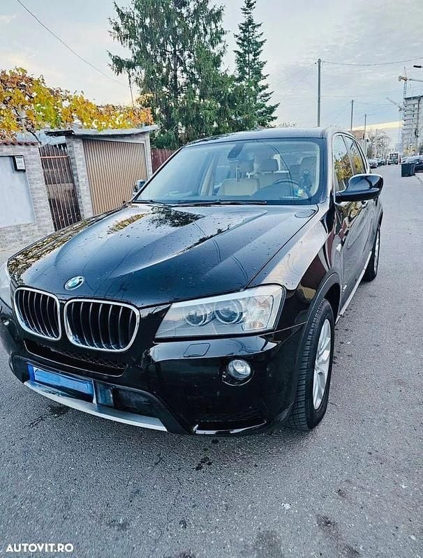 Culoarenegru Utilizat 2012 BMW X3 Comfort Edition SUV | 11.999 EUR (Preț bun) - Imagine 1/4