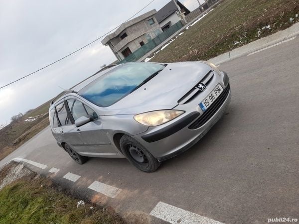 Utilizat 2006 Peugeot 307 Hatchback | 1.350 EUR (Preț bun) - Imagine 1/4