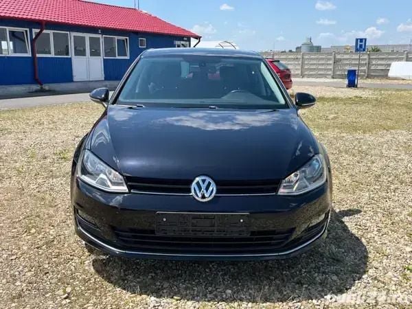 Negru Utilizat 2015 VW Golf VII LOUNGE Hatchback | 8.400 EUR (Preț bun) - Imagine 1/4